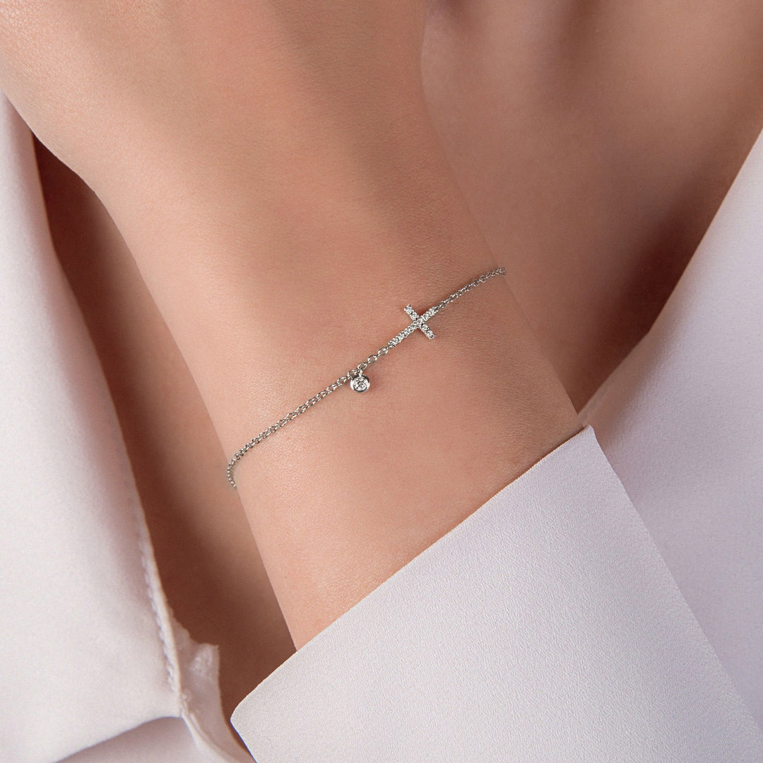 Bracciale da donna oro giallo 18 Kt Croce egizia Ankh | Gioielleria Bracciale da donna oro giallo 18 Kt Croce egizia Ankh | Gioielleria