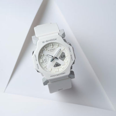 Orologio G-Shock unisex GA-2300-7AER bianco minimal