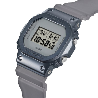 Orologio G-Shock GM-5600MF-2ER grigio Midnight Fog