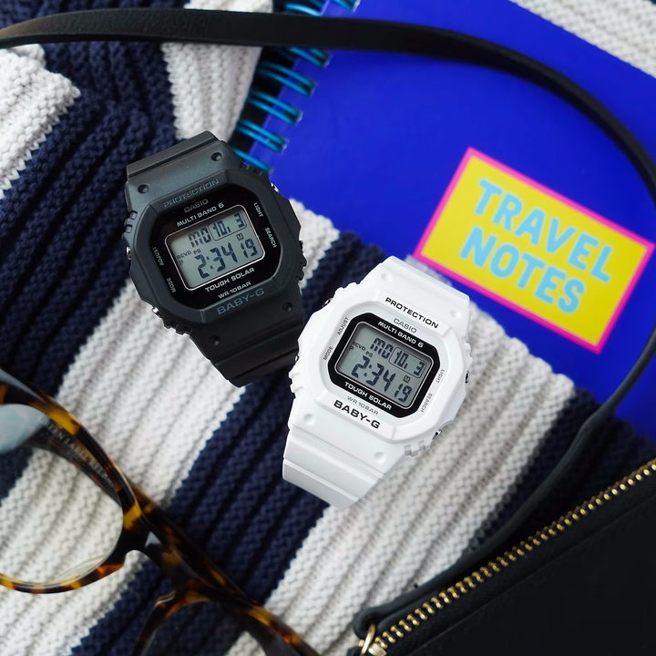 Casio svela un orologio digitale dedicato al gioco di carte UNO Casio svela un orologio digitale dedicato al gioco di carte UNO